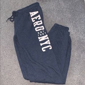 aero joggers